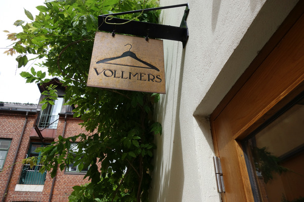vollmers_entrance2